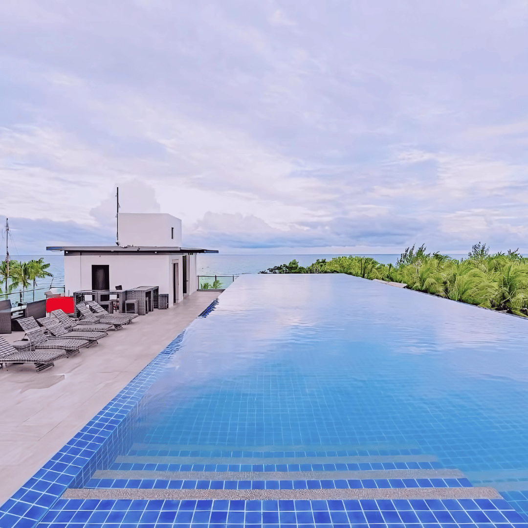 Boracay Ocean Club - Infinity Pool